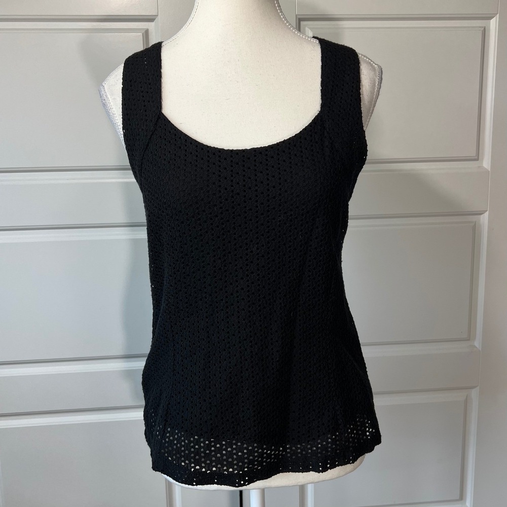 Banana Republic‎ Black Sleeveless Tank Top Eyelet Knit Lined zip Back Size 4 SM